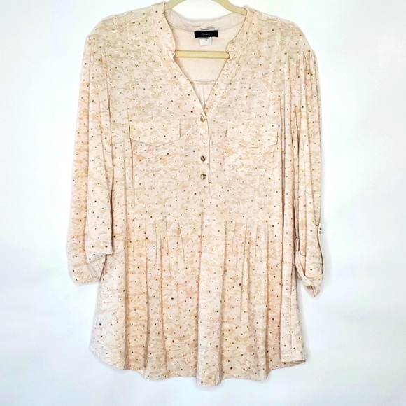 Cocomo Woman Embroidered Sequin Top Size 1X Cream Stretch Tunic with Pockets - Picture 11 of 11